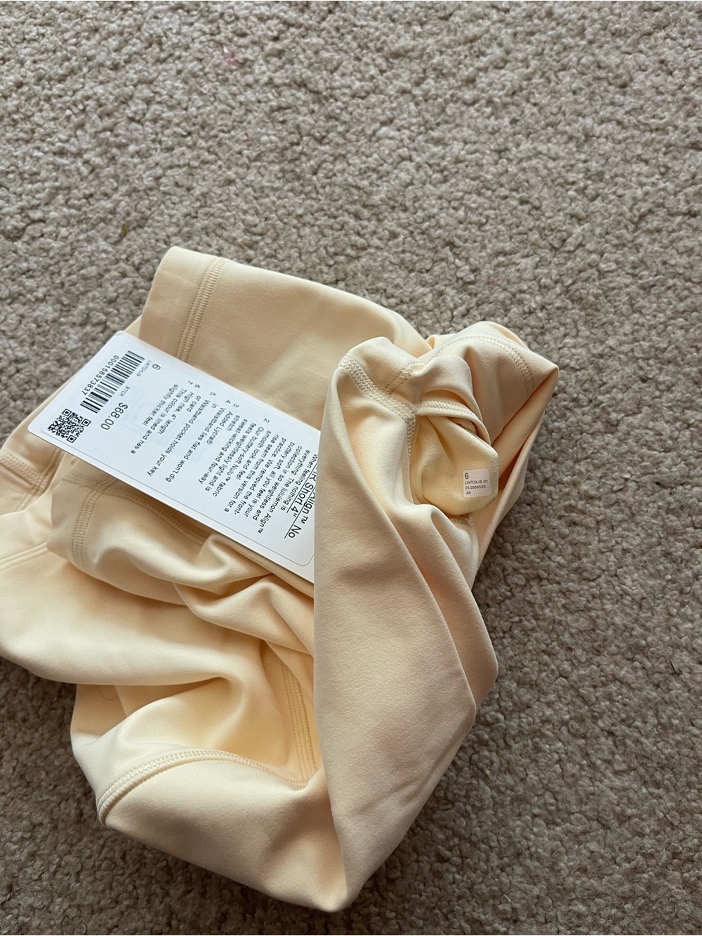 nwt lululemon align no line high rise 4inch butter cream size 6 - Picture 5 of 14